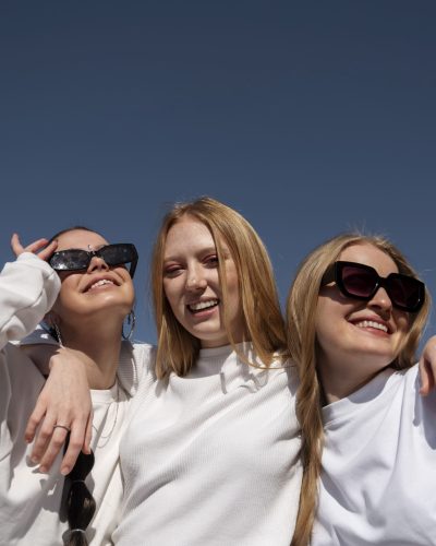 young-people-having-fun-white-party